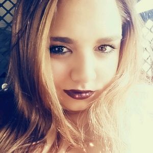 Meet your Posher, Logan